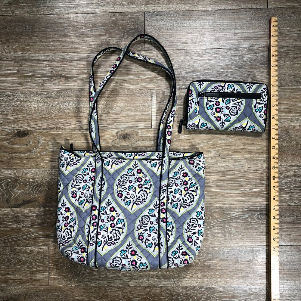 Vera Bradley Medium Tote Purse Hand Bag and Wallet Heritage Leaf Pattern Paisley - Picture 3 of 9